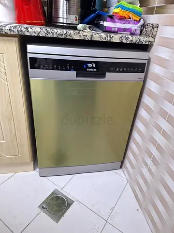 Siemens iq500 dishwasher new model slightly used with wifi system three rack
