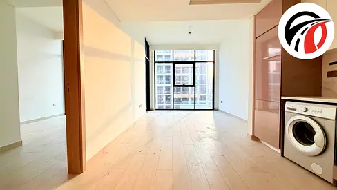 Spacious 1 Bedroom || 2 Baths || Hot Offer