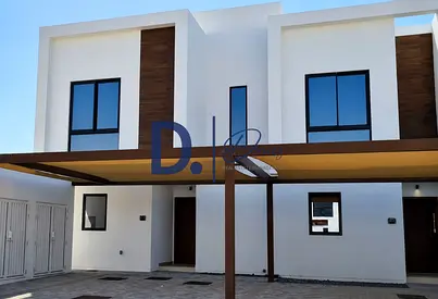 Bright & Spacious 2BR Townhouse | Ready to Move