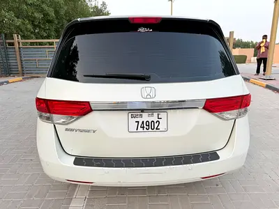 صورة 5 لـ 2015 Honda ODYSSEY J