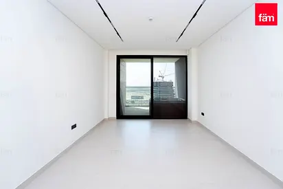 Vacant| Canal View| High Floor | Luxury| 4 Cheques