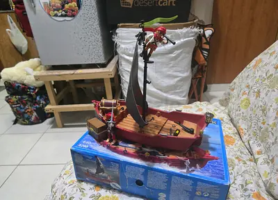 Play mobil Wooden Vintage-Style Carousel Ride-On Toy (Good Condition)