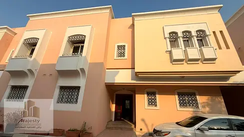 🇦🇪 🔥 فيلا للإيجار في ميسلون الشارقة | مجددة بالكامل | 4 غرف | 2 ماستر | حوش | 105 ألف