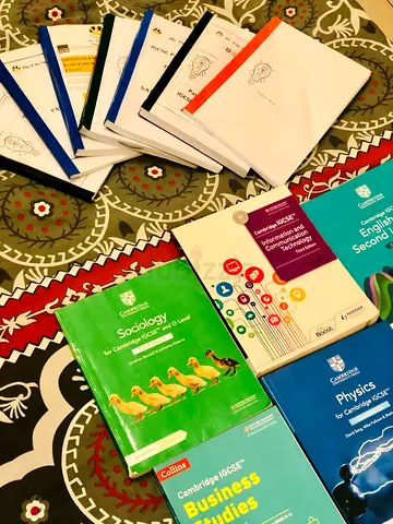 Cambridge IGCSE Textbooks & Past Papers Collection (Sociology, Physics, Business, English)