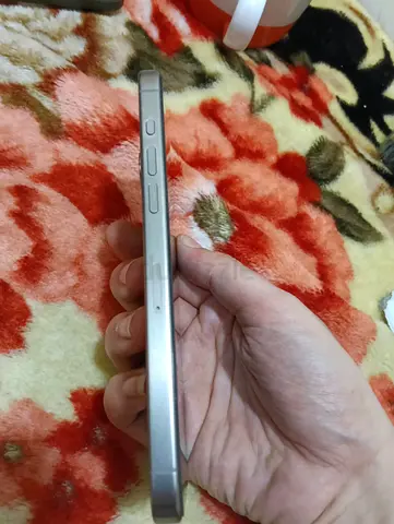 iPhone 15 Pro max Natural Titanium