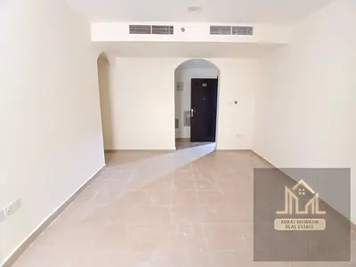 Ready to move 2bhk with parking 2 wash room