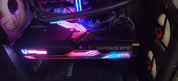 Nvidia RTX 3070 8 GB ZOTAC AMP HOLO OC RGB (Perfect Condition)