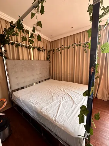 King-size canopy four-poster bed frame with upholstered headboard WITH MATTRESS