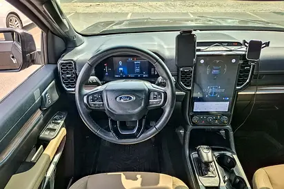 صورة 10 لـ 2024 FORD EVEREST
