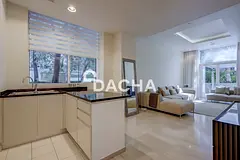 Ground Floor Unit | Huge Terrace | 1-Bed VOT