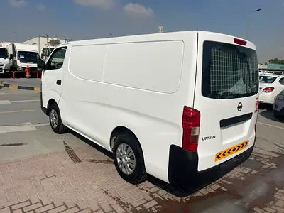 2022 Nissan URVAN — миниатюра 7