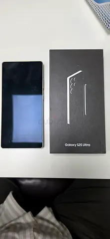 Samsung Galaxy S25 Ultra 512gb with original box - good used condition