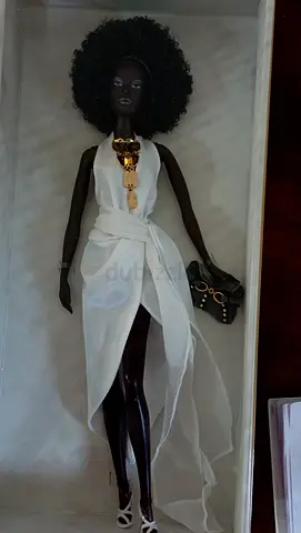 Barbie – Nichelle – Urban Hipster - Gold Label - Collector Doll