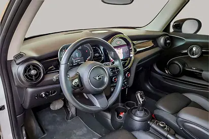 صورة 9 لـ 2023 MINI COOPER