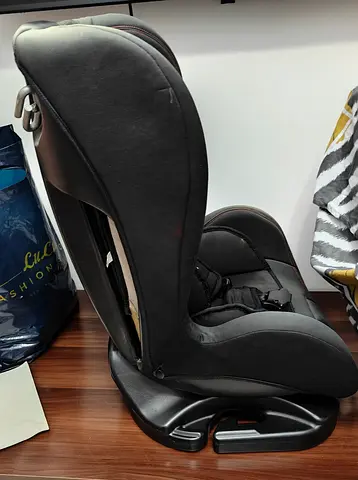 Babyhug car seat