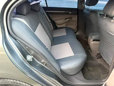 2010 Honda CIVIC — фото 10