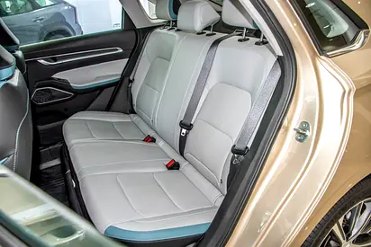 704 MONTHLY | 0% FINANACE 3 Years | SPECIAL OFFER | FREE DEALERSHIP WARRANTY | REF 12848-2