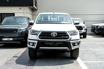 2026 Toyota HILUX — миниатюра 2