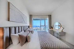 Special Offer: Gorgeous 1BD Apt with beach access in Grand Bleu
