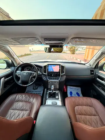 2018 Toyota LAND CRUISER — фото 15