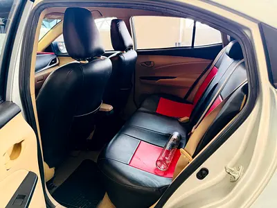صورة 12 لـ 2019 Toyota YARIS