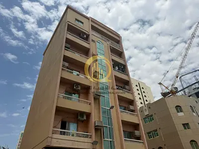 بناية تجارية استثمارية | تملك للمواطنين والخليجيين | الشويهين الشارقة | G+6 |
