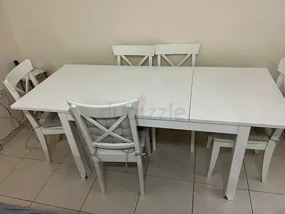 Extendable White Dining Set with 4 Chairs