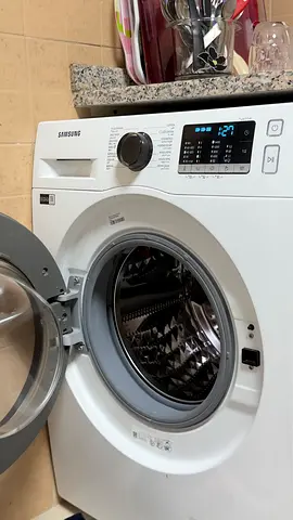 Samsung 9kg Washing Machine For Sale — Flawless Condition
