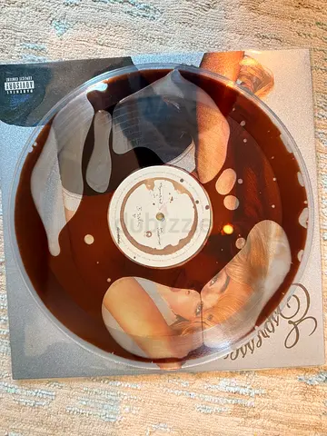 Sabrina Carpenter – “Espresso” 2-Year Anniversary Edition Vinyl