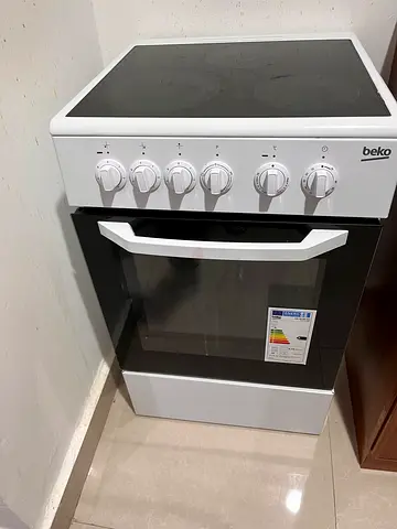 Beko electric cooker/oven (under warranty)