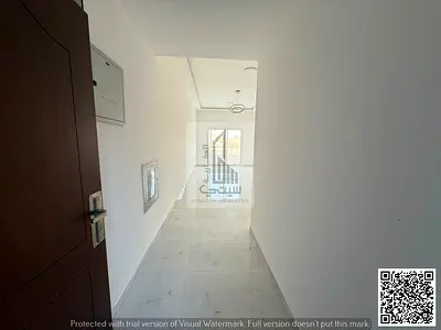 غرفة وصالة في موقع يسهل عليك طريق دبي