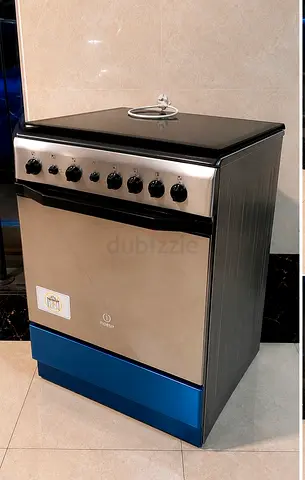 Indesit Full Gas Cooker – Stainless Steel – Excellent Condition | AED 350 Only