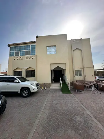 For Sale: Distinctive Villa in Al Qarain 1, Sharjah A beautiful villa for sale in Al Qarain 1, Shar