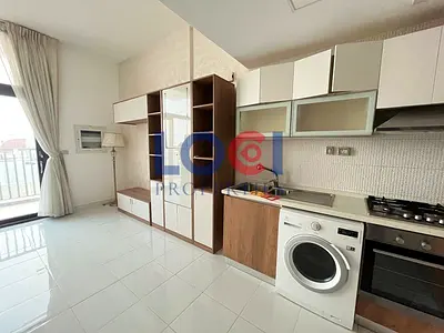 READY TO MOVE | HIGH FLOOR | NEAR METRO