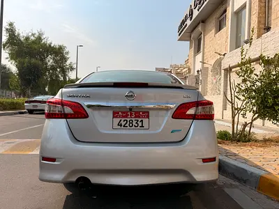 2014 Nissan Sentra SR - American Specs - Sporty Trim - Well Maintained