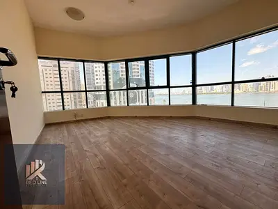 🏡 شقة 3 غرف للإيجار | إطلالة مباشرة على قناة القصباء | موقع مميز | الشارقة ✨