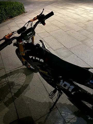 2000W Electric VLRA Dirt Bike / Mini Motocross – 60V – 80 km/h -Negotiable (Like a Surron Light Bee)
