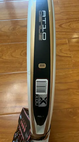 AT10 Genius Tennis Racket - Good Condition, 98 sq in (approx)