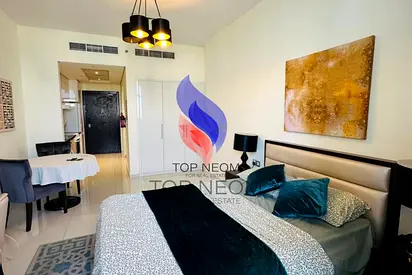 FULLY FURNISHED | SPACIOUS | VACANT | NEAR TO EXIT
