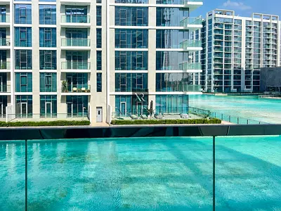 WATERFRONT LIVING | VACANT | APARTMENT