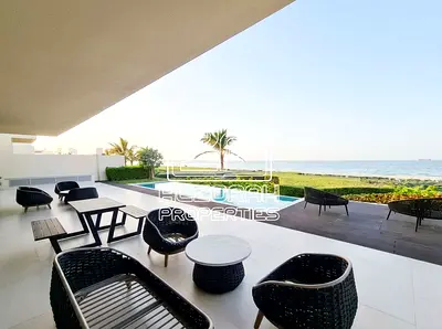 1st Row on the Beach | Ready Furnished