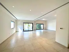 Spacious Family Living | Pool & Landscaped Garden