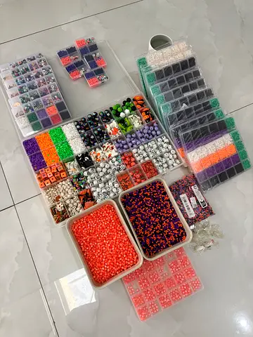 HUGE HALLOWEEN JEWELRY MAKING & BEADS BUNDLE – WORKSHOP STOCK