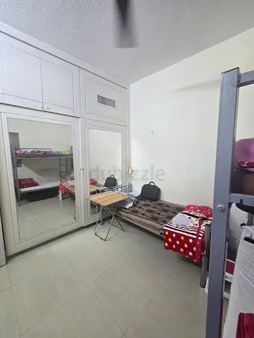 Bed Space Available for Executive Bachelor in Mankhool