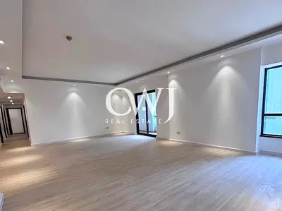 Upgraded | Marina Views | Near to Tram | Vacant