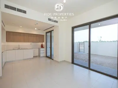 Vacant | Near Amenities | Vastu Compliant