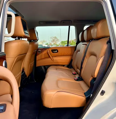 2016 Infiniti QX80 照片 14