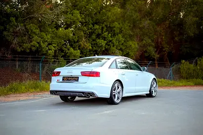 2016 AUDI S6 照片 4
