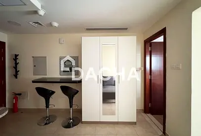 Unfurnished | Lake View | High Floor