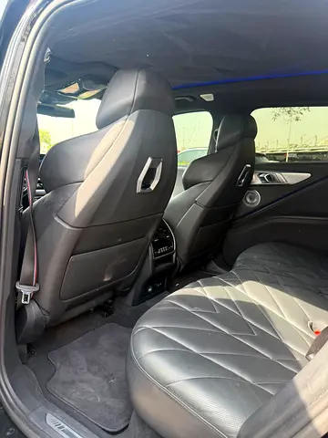 2023 BMW XM — миниатюра 9
